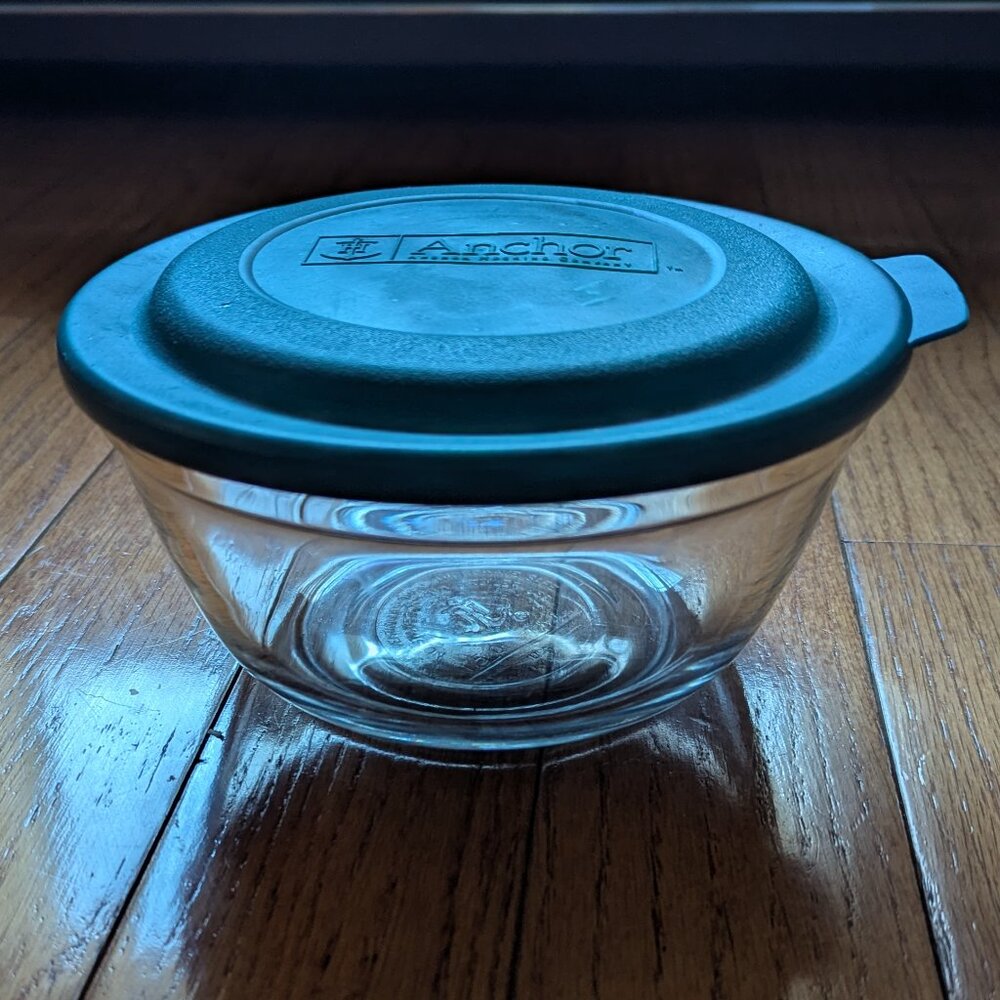 Anchor Hocking 1.5Q Glass Food Storage Container